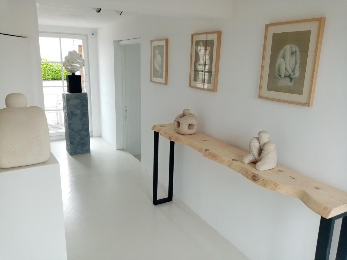 Galerie, Tumulus De La Hogue Fontenay-le-Marmion Exterior foto